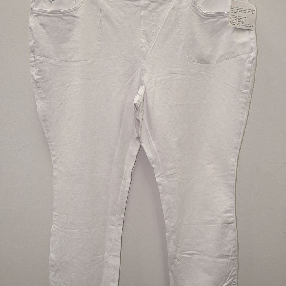 Dream Jeanwee by Quacker Factory White Pull-On Pants - Picture 7 of 14
